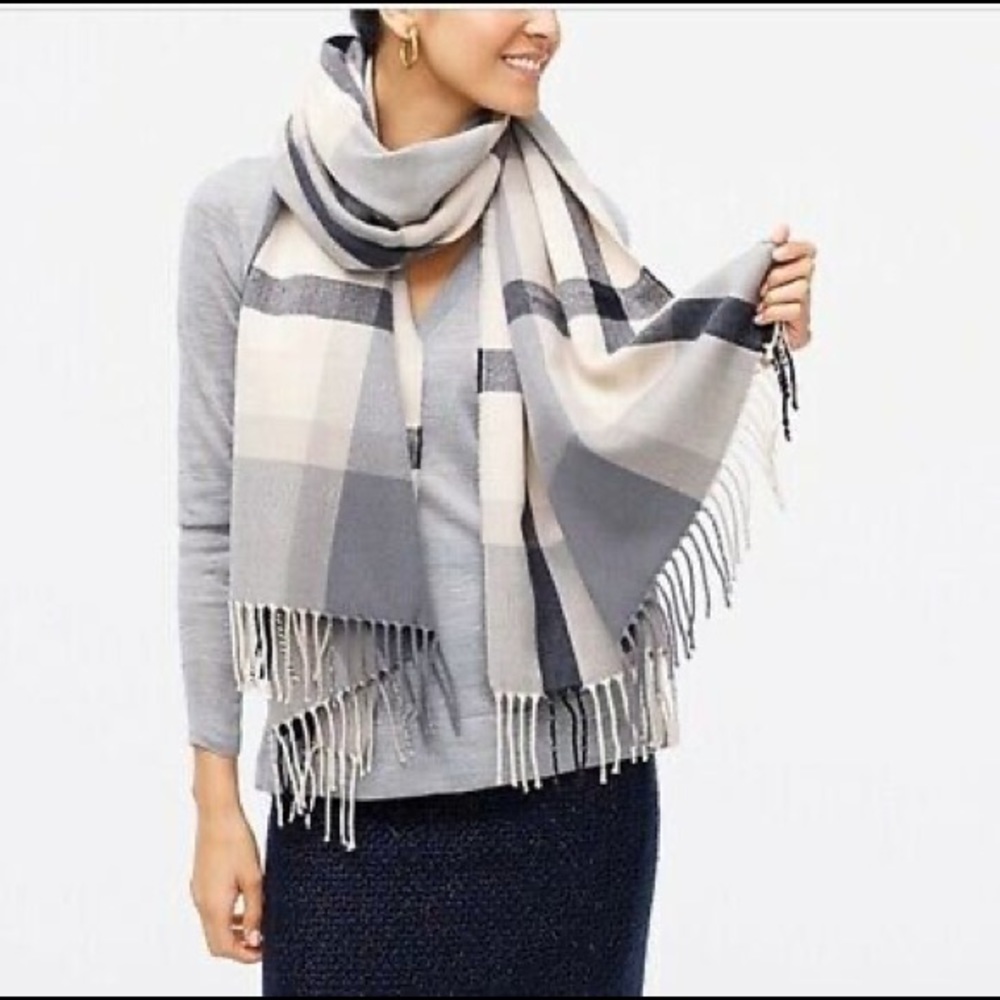 NWT JCrew Oversized Plaid Grey Scarf